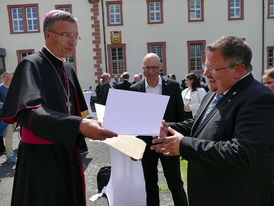 Diakonenweihe im Fuldaer Dom (Foto: Karl-Franz Thiede)